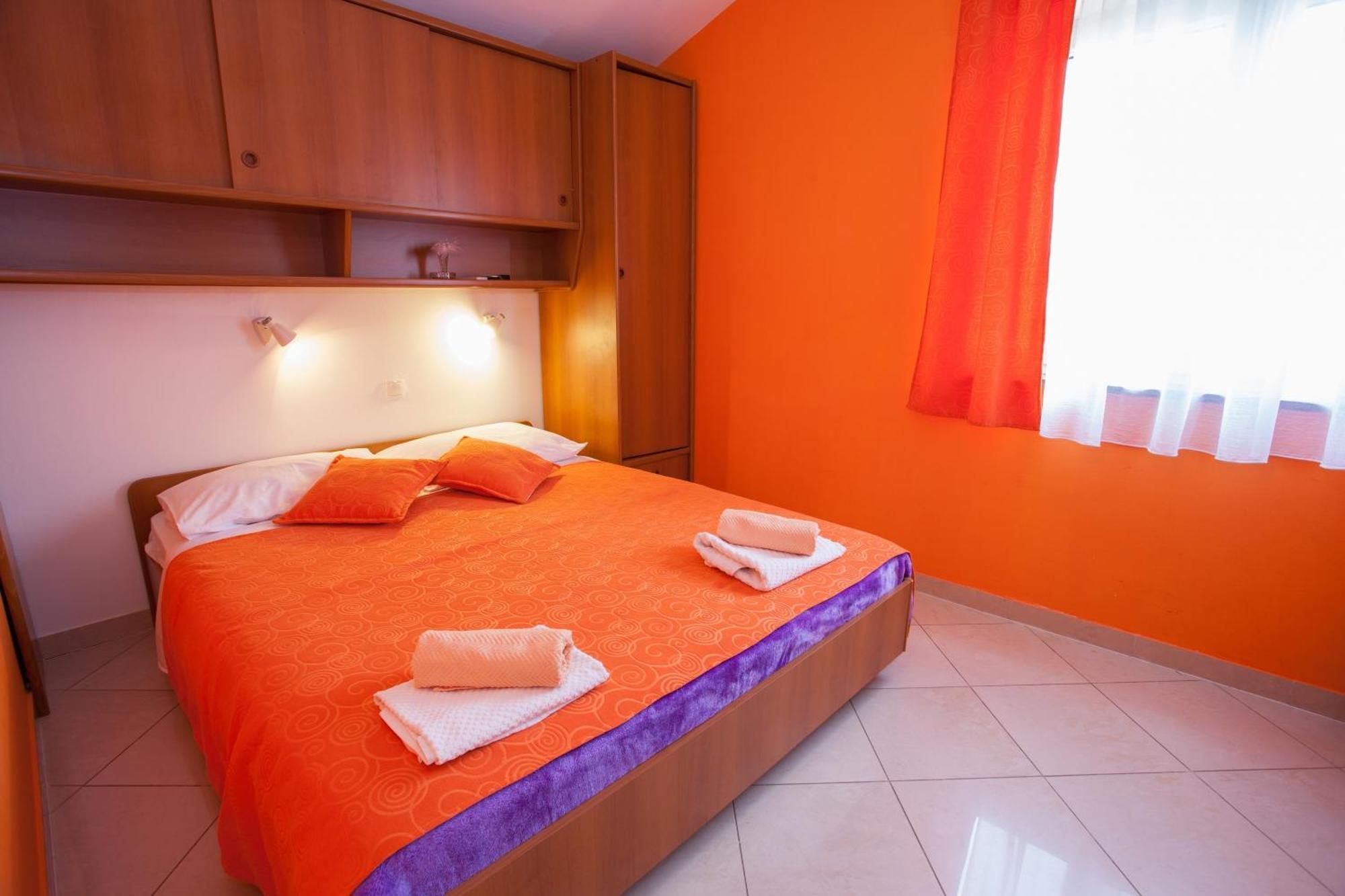 Pansion Burin Hotel Baska  Bilik gambar